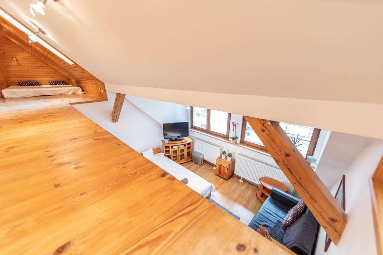 Romantic Attic Retreat Bratislava Exterior photo