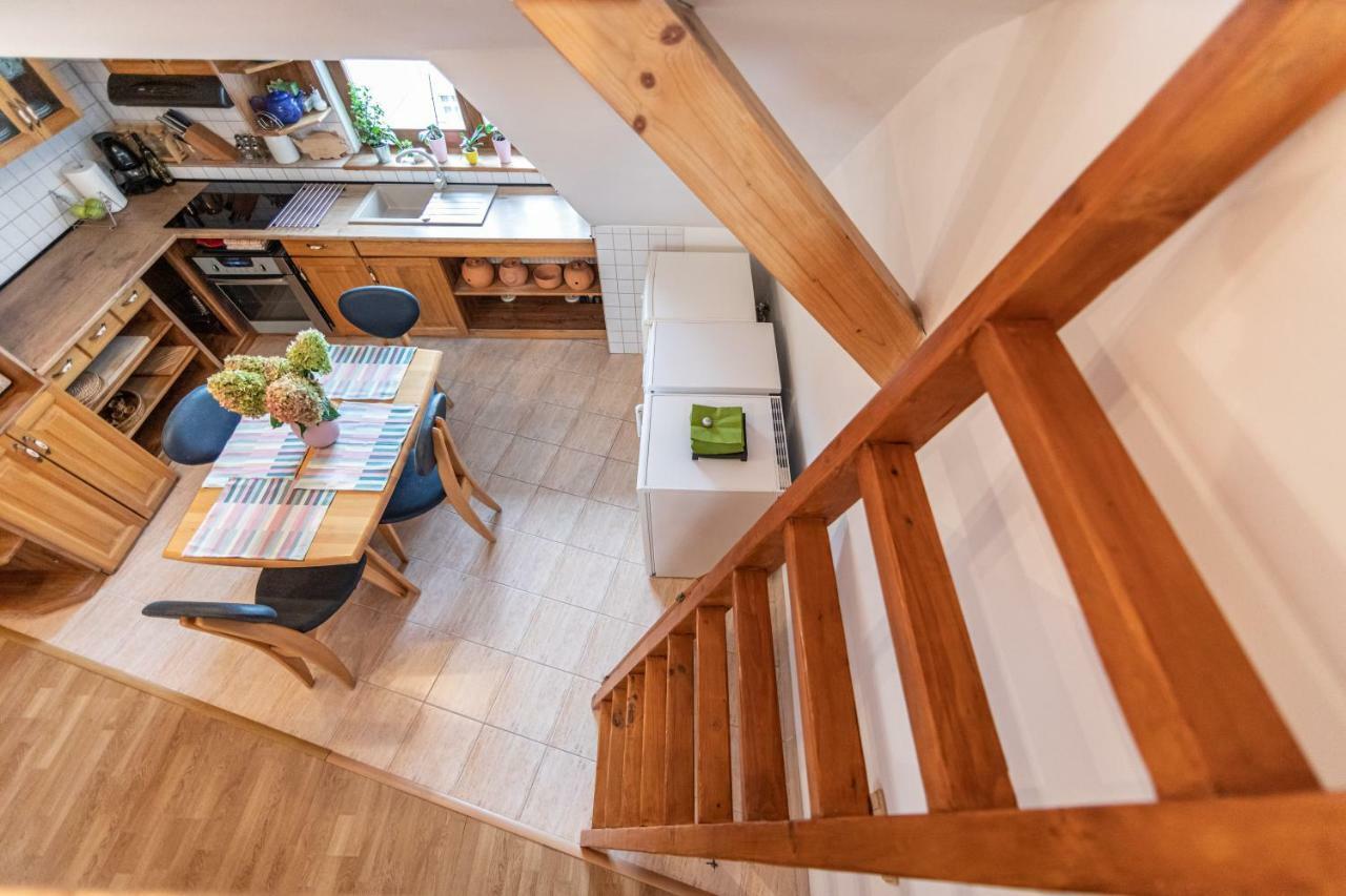 Romantic Attic Retreat Bratislava Exterior photo