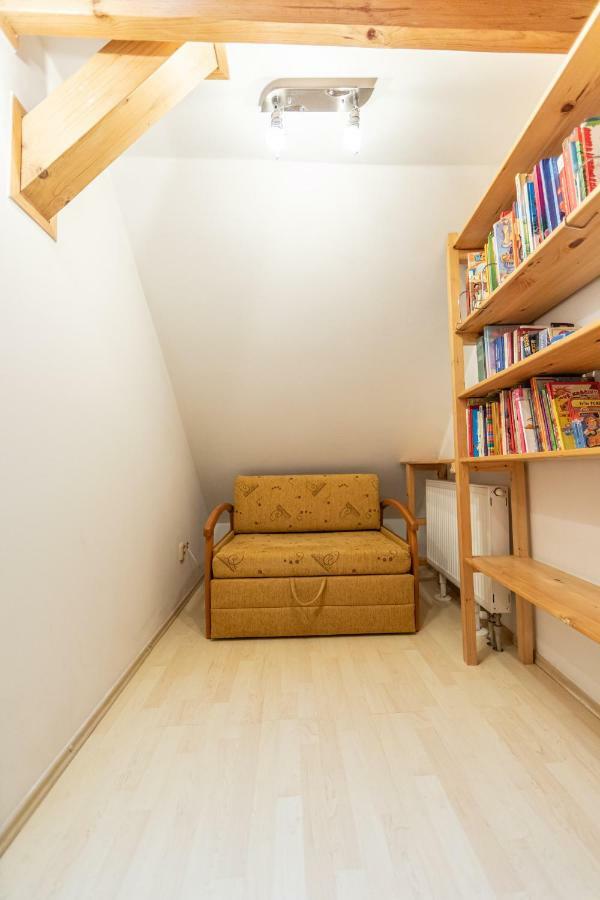 Romantic Attic Retreat Bratislava Exterior photo