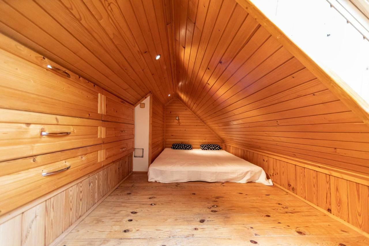 Romantic Attic Retreat Bratislava Exterior photo